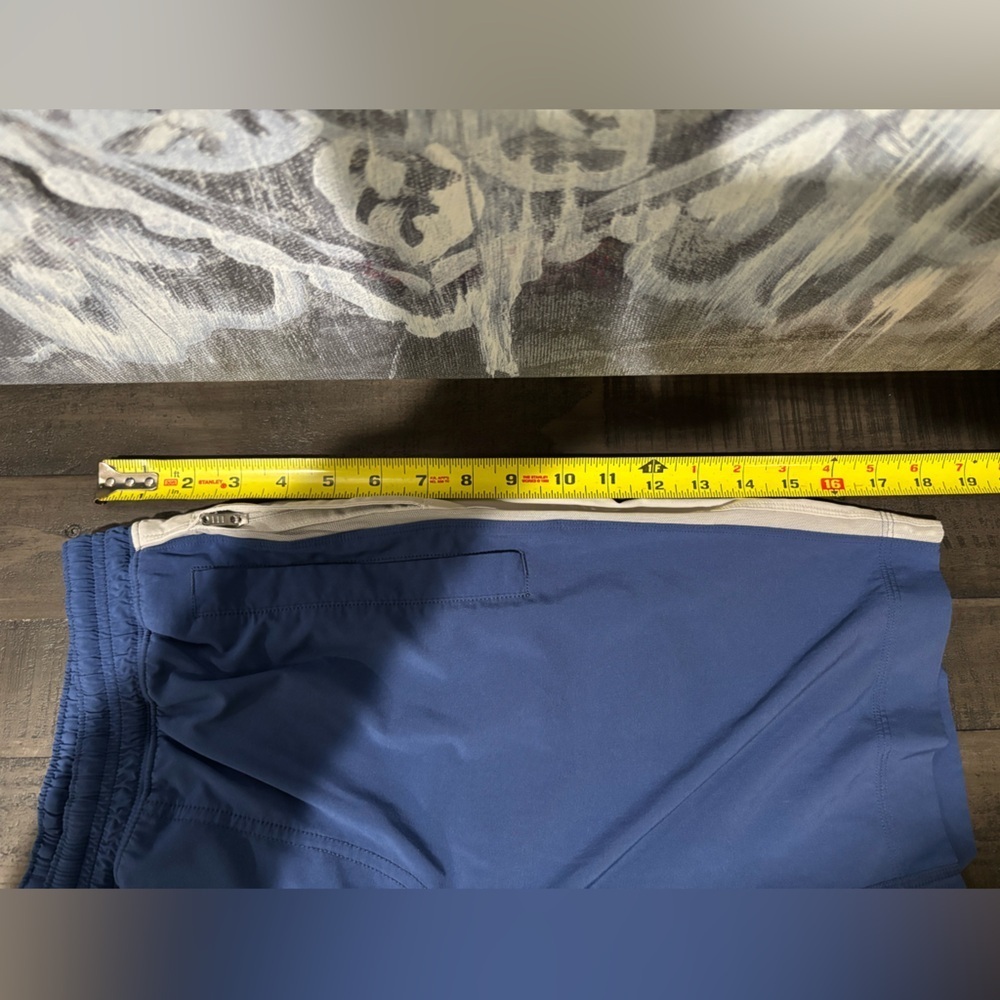 Lululemon Men's Pace Breaker Shorts SZ M​​​ - Picture 10 of 10
